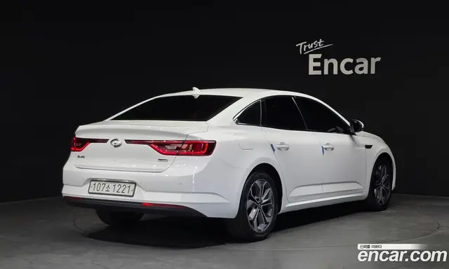 Renault (Samsung) SM6 2018 2.0 автомат (гидро), миниатюра 2