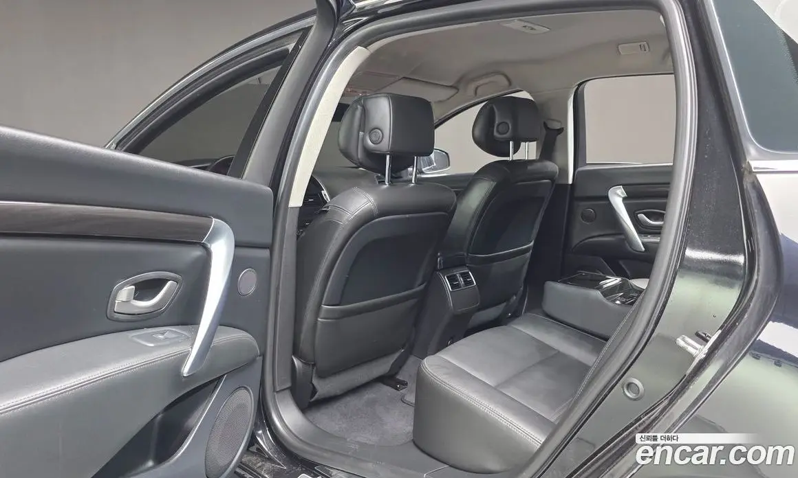 Renault (Samsung) SM7 2016 2.0 автомат (гидро), фото 17 Renault (Samsung) SM7 2016 2.0 автомат (гидро), фото 17