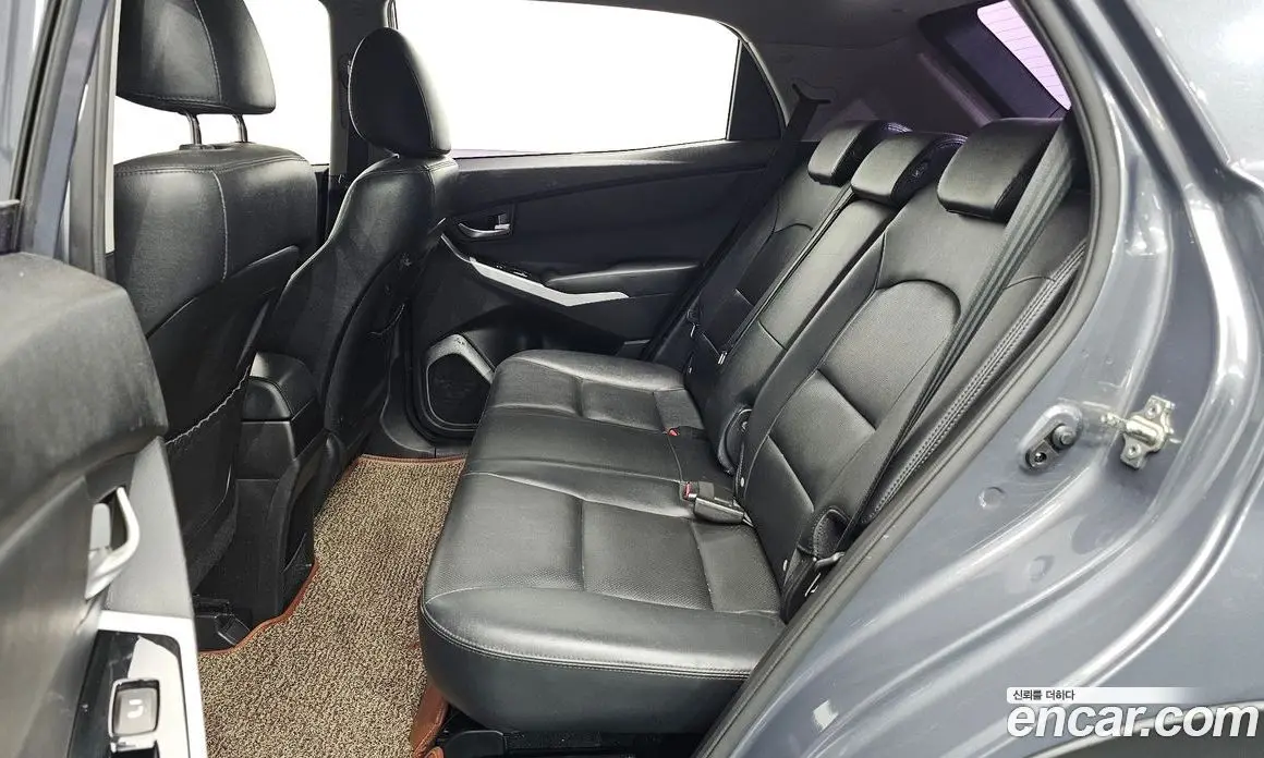 SsangYong Korando 2016 2.2 автомат (гидро), фото 15