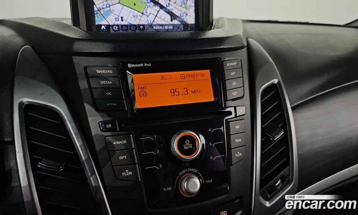 SsangYong Korando 2016 2.2 автомат (гидро), фото 16