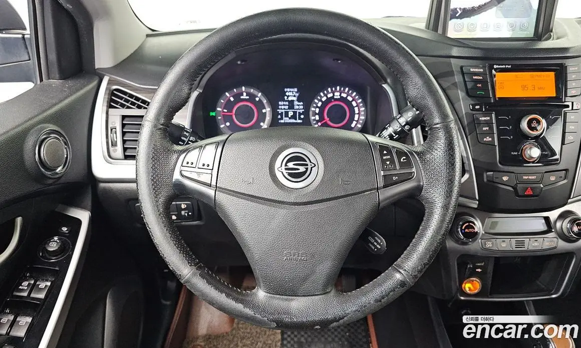 SsangYong Korando 2016 2.2 автомат (гидро), фото 17