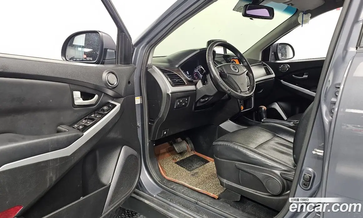 SsangYong Korando 2016 2.2 автомат (гидро), фото 10