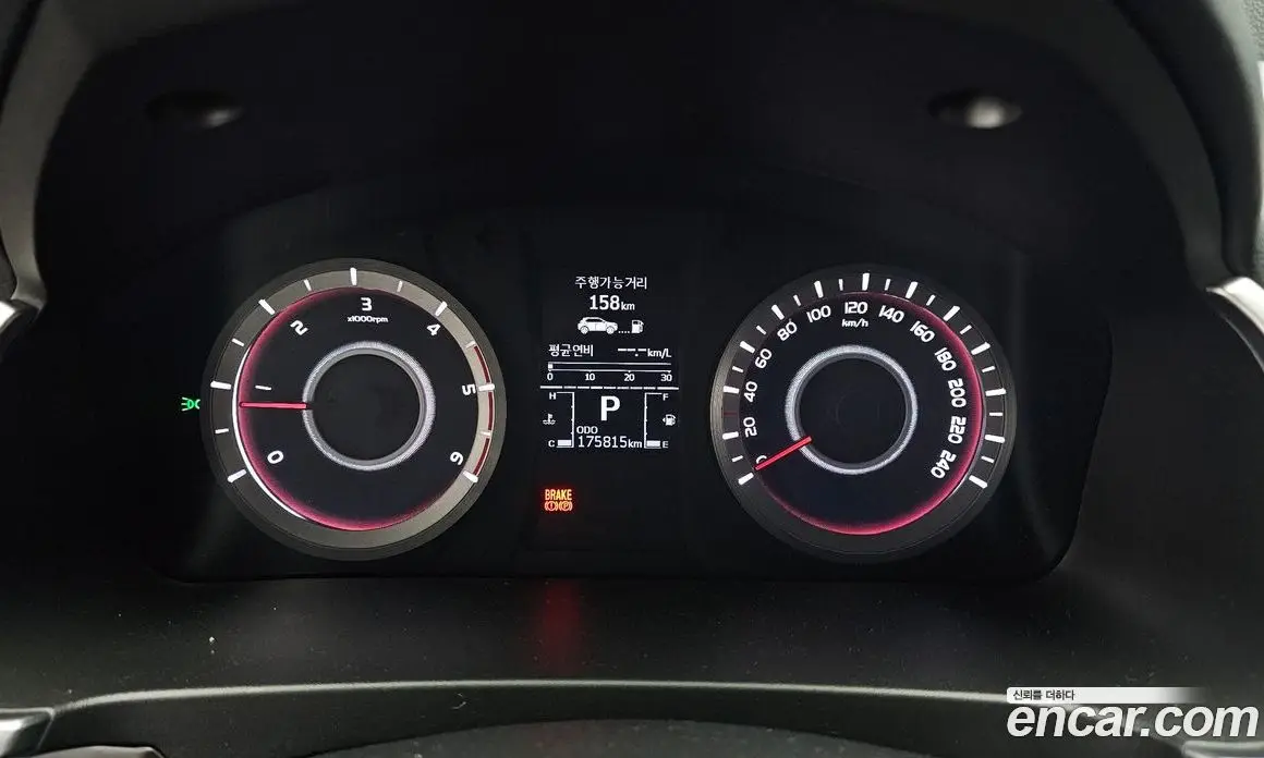 SsangYong Korando 2016 2.2 автомат (гидро), фото 11