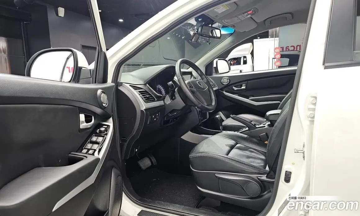 SsangYong Korando 2016 2.2 автомат (гидро), фото 13