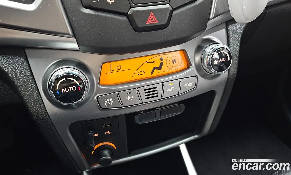 SsangYong Korando 2016 2.2 автомат (гидро), фото 28