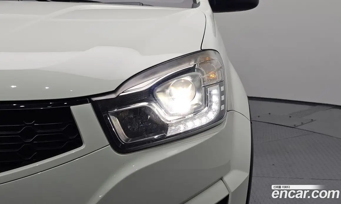 SsangYong Korando 2016 2.2 автомат (гидро), фото 8