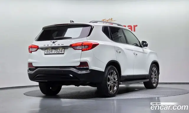 SsangYong Rexton 2017 2.2 автомат (гидро), миниатюра 2
