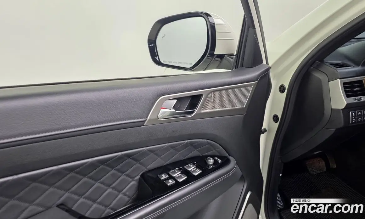 SsangYong Rexton 2017 2.2 автомат (гидро), фото 35