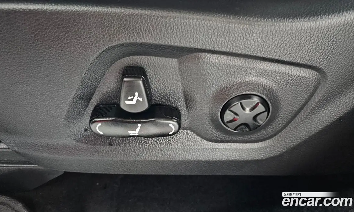SsangYong Rexton 2019 2.2 автомат (гидро), фото 18