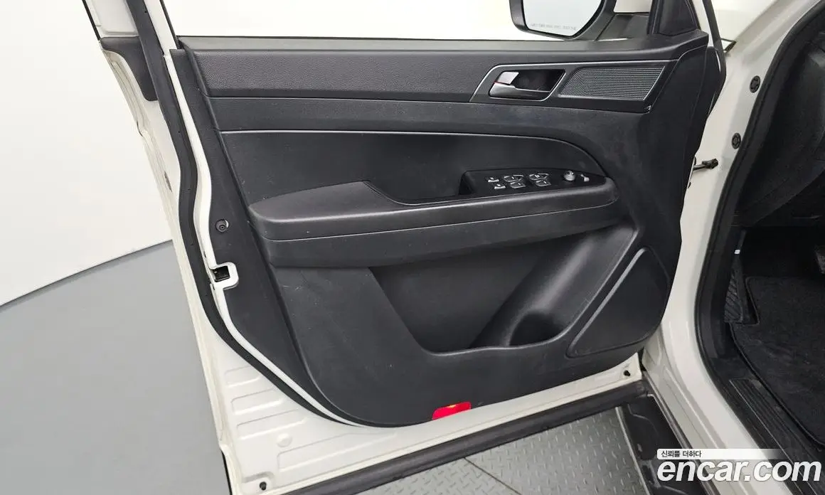 SsangYong Rexton 2023 2.2 автомат (гидро), фото 14