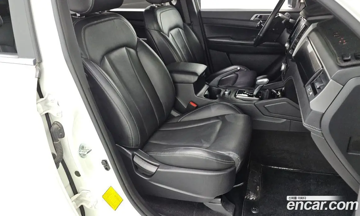 SsangYong Rexton 2023 2.2 автомат (гидро), фото 18