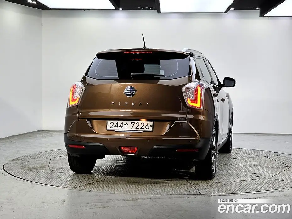 SsangYong TIBOLI 2015 1.6 автомат (гидро), фото 3