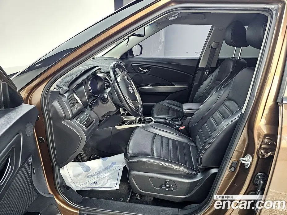 SsangYong TIBOLI 2015 1.6 автомат (гидро), фото 10