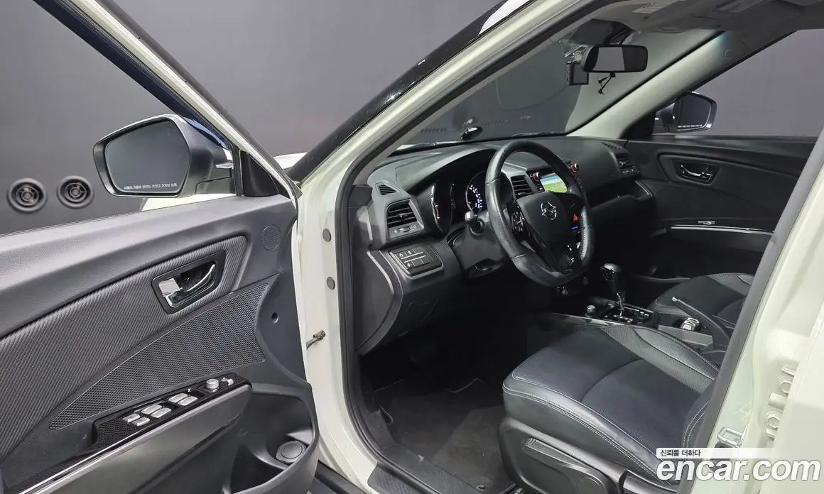 SsangYong TIBOLI 2017 1.6 автомат (гидро), фото 13