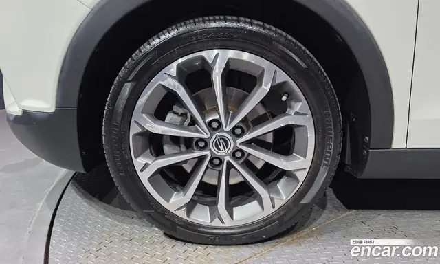 SsangYong TIBOLI 2017 1.6 автомат (гидро), миниатюра 5