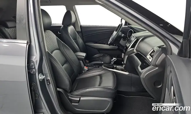 SsangYong TIBOLI 2019 1.6 автомат (гидро), миниатюра 11