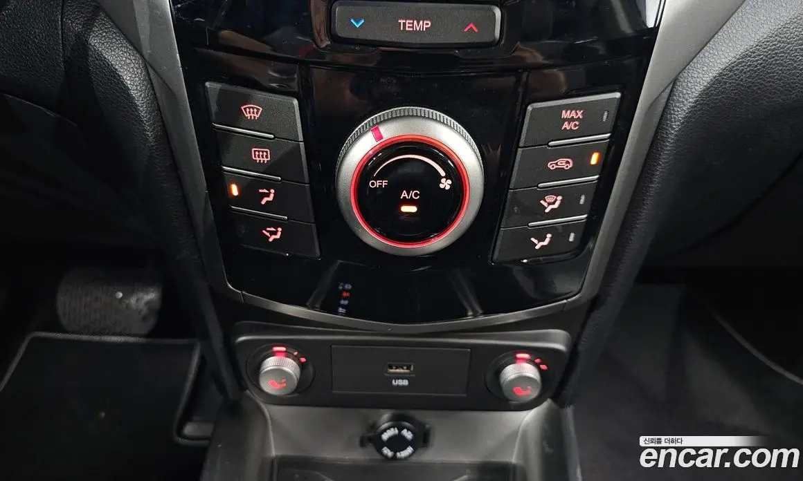 SsangYong TIBOLI 2019 1.6 автомат (гидро), фото 16