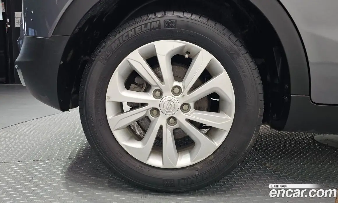 SsangYong TIBOLI 2019 1.6 автомат (гидро), фото 5