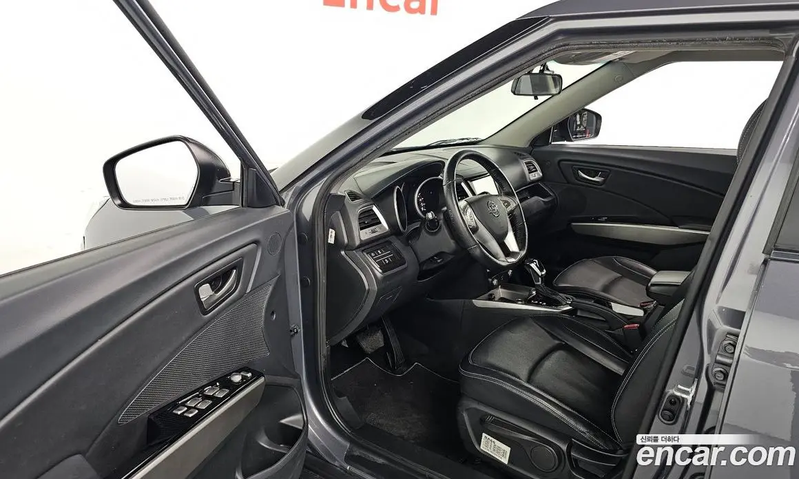 SsangYong TIBOLI 2019 1.6 автомат (гидро), фото 10