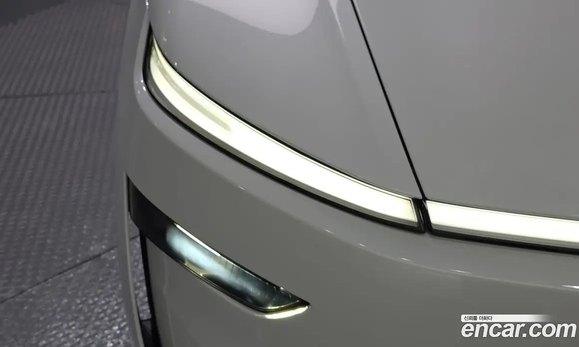 Tesla Model Y 2025 0.2 автомат (гидро), фото 8 Tesla Model Y 2025 0.2 автомат (гидро), фото 8