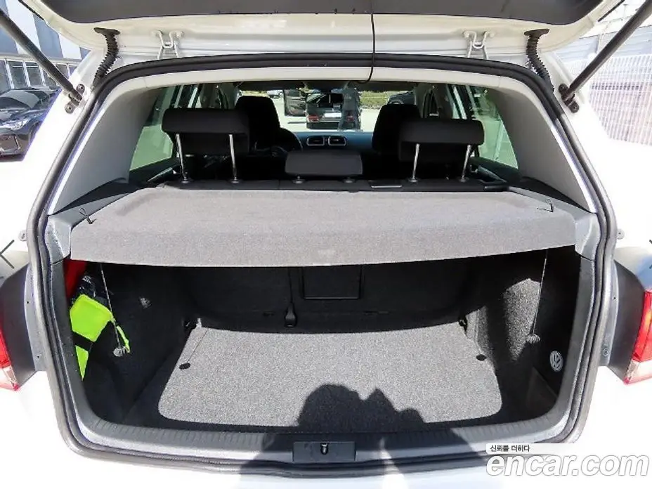 Volkswagen Golf 2012 1.6 автомат (гидро), фото 14