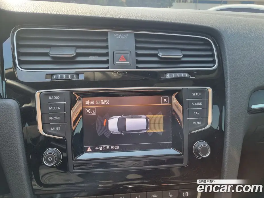 Volkswagen Golf 2013 2.0 автомат (гидро), фото 17