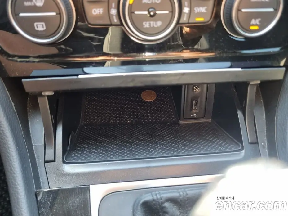 Volkswagen Golf 2013 2.0 автомат (гидро), фото 18
