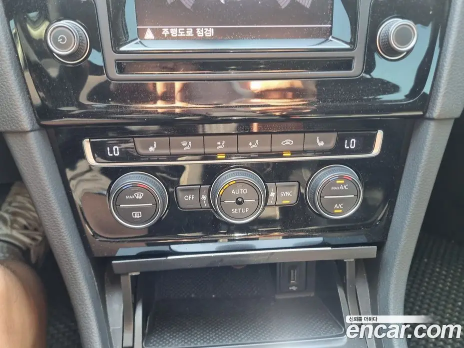 Volkswagen Golf 2013 2.0 автомат (гидро), фото 19