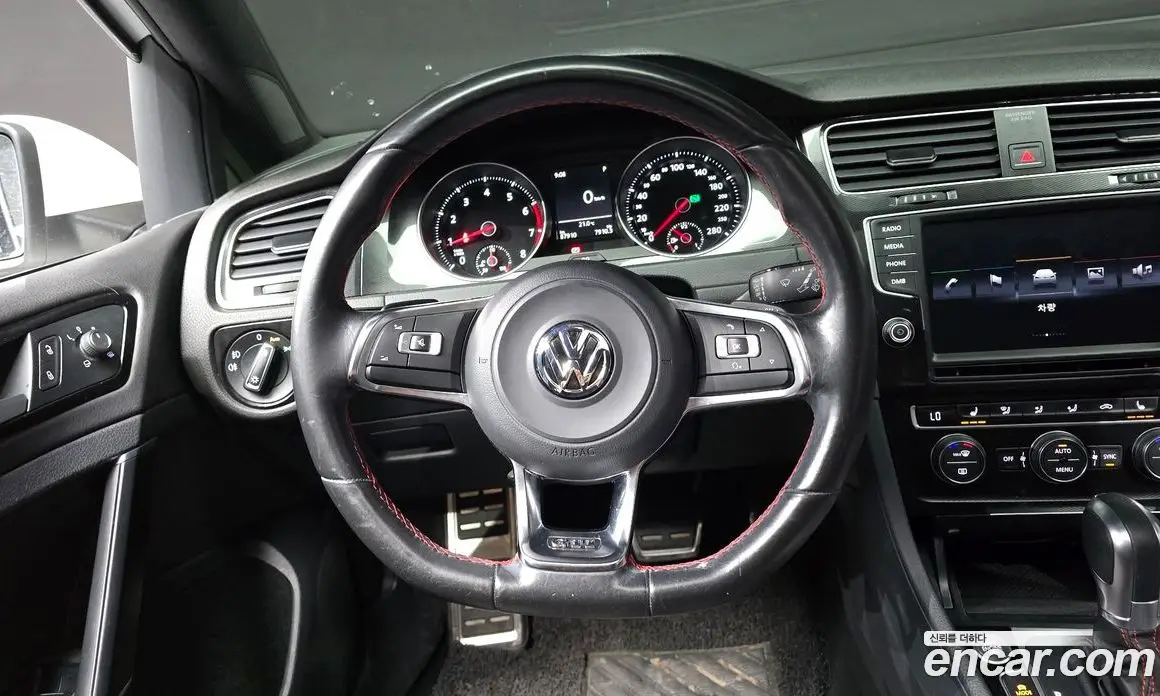 Volkswagen Golf 2016 2.0 автомат (гидро), фото 13