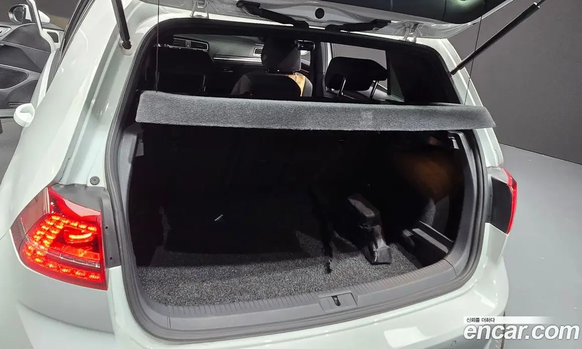 Volkswagen Golf 2016 2.0 автомат (гидро), фото 20