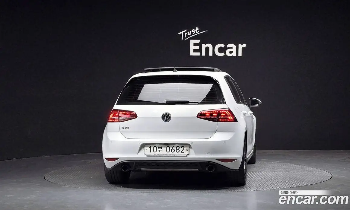 Volkswagen Golf 2016 2.0 автомат (гидро), фото 4