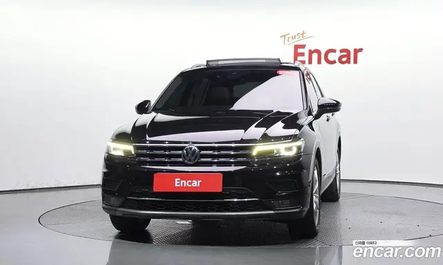 Volkswagen Tiguan 2020 2.0 автомат (гидро), миниатюра 2