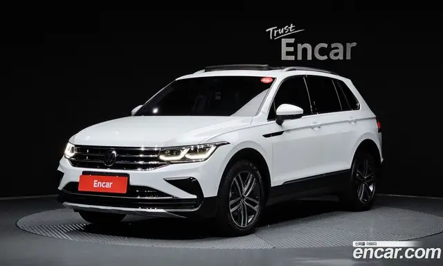 Volkswagen Tiguan 2022 2.0 автомат (гидро), миниатюра 1