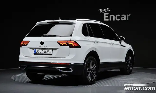 Volkswagen Tiguan 2022 2.0 автомат (гидро), миниатюра 2
