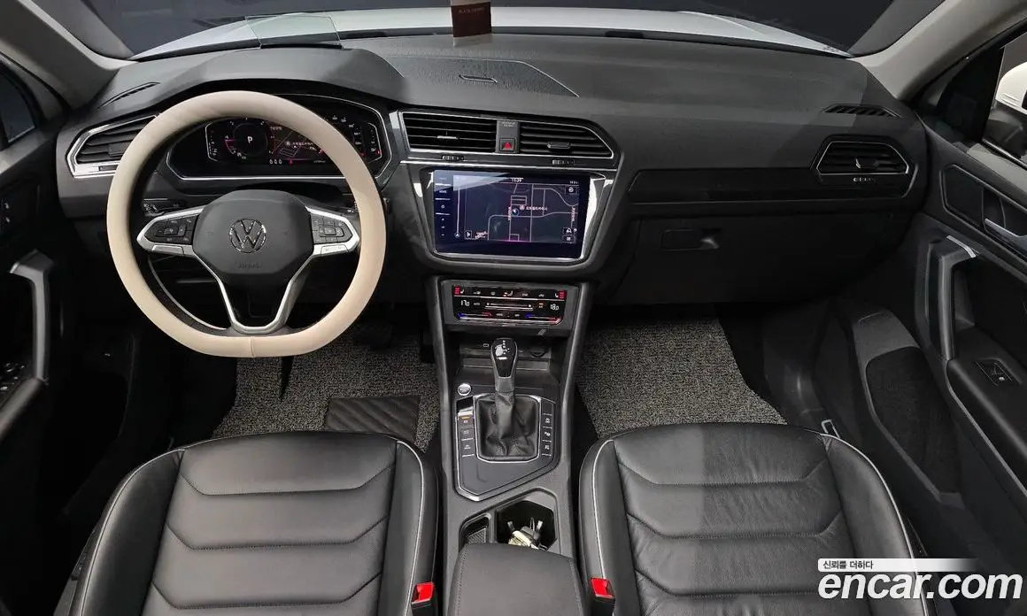 Volkswagen Tiguan 2022 2.0 автомат (гидро), фото 10