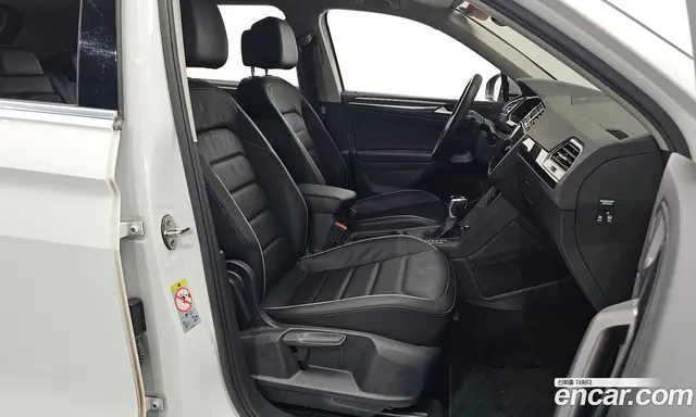 Volkswagen Tiguan 2022 2.0 автомат (гидро), миниатюра 12