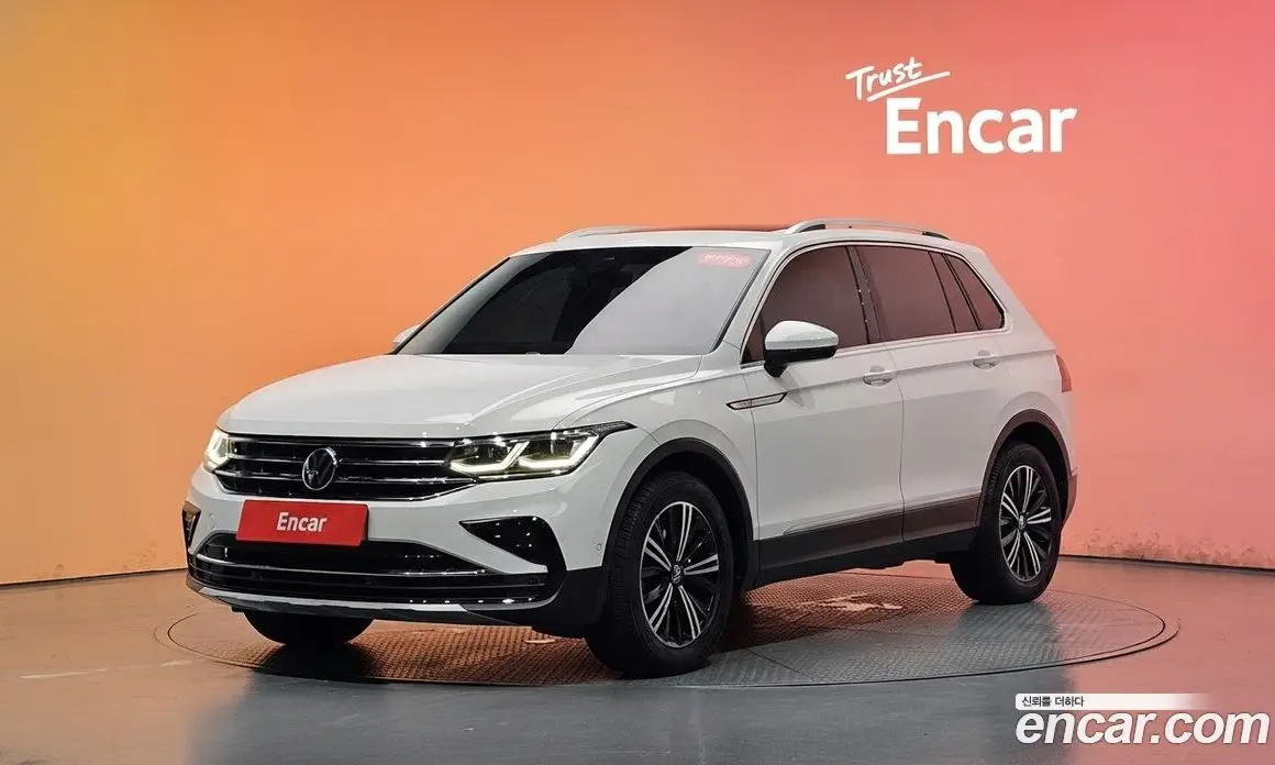 Volkswagen Tiguan 2022 2.0 автомат (гидро), фото 34