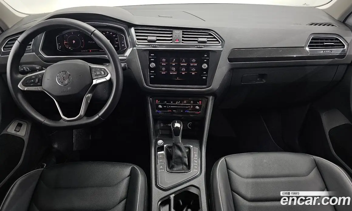 Volkswagen Tiguan 2022 2.0 автомат (гидро), фото 9
