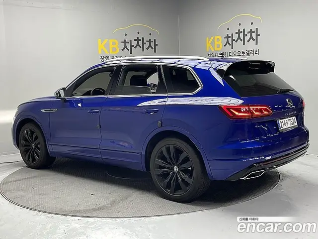 Volkswagen Touareg 2023 3.0 автомат (гидро), миниатюра 2 Volkswagen Touareg 2023 3.0 автомат (гидро), миниатюра 2
