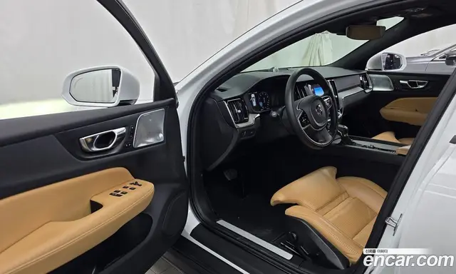 Volvo V60 2019 2.0 автомат (гидро), миниатюра 10