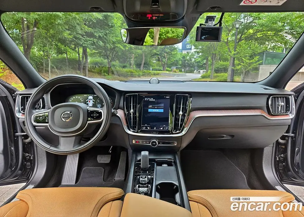 Volvo V60 2021 2.0 автомат (гидро), фото 10