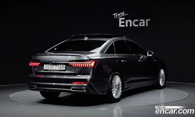 Audi A6 2020 2.0 автомат (гидро), миниатюра 2