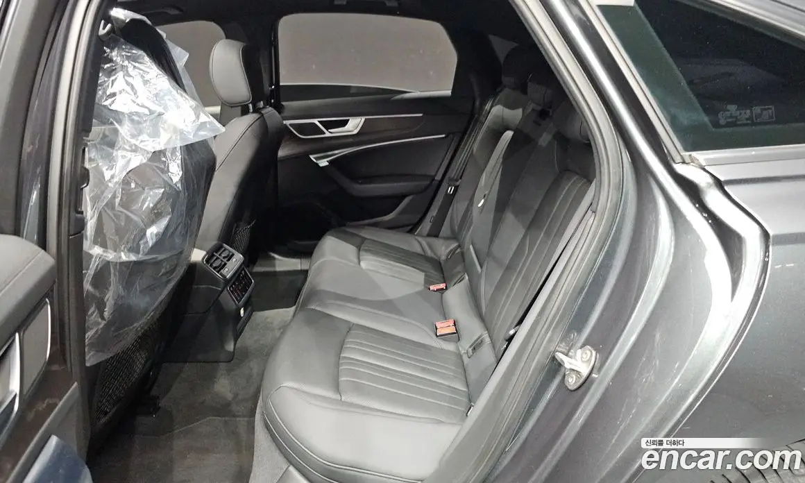 Audi A6 2020 2.0 автомат (гидро), фото 16