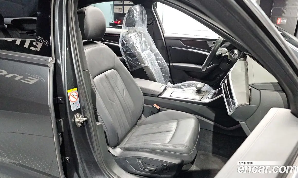 Audi A6 2020 2.0 автомат (гидро), фото 18