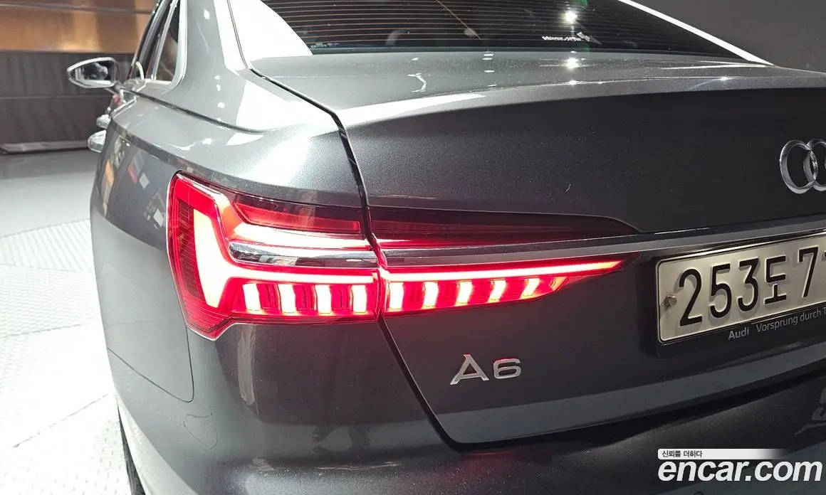 Audi A6 2020 2.0 автомат (гидро), фото 9