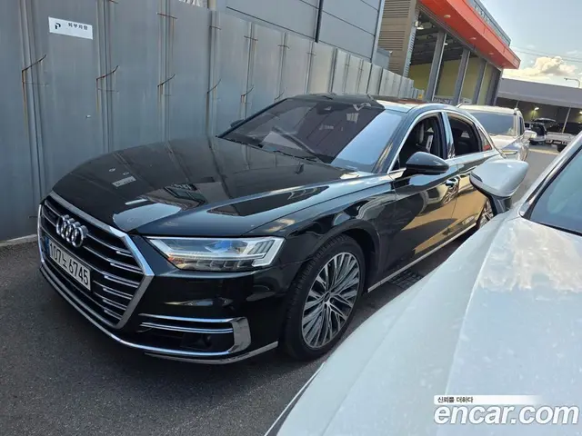 Audi A8 2021 4.0 автомат (гидро), миниатюра 2