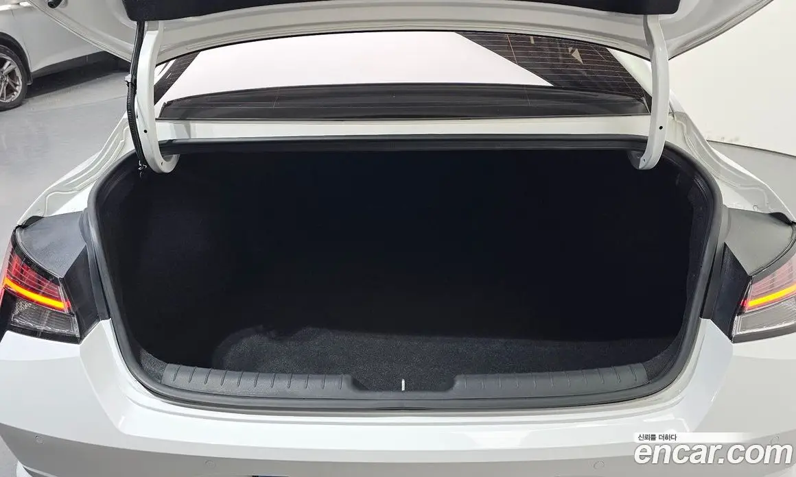 Hyundai Avante 2020 1.6 автомат (гидро), фото 26