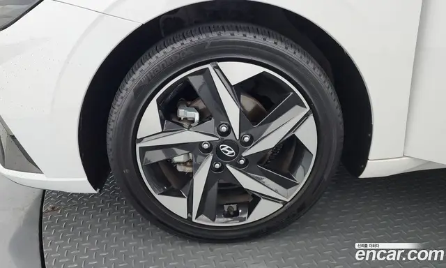 Hyundai Avante 2020 1.6 автомат (гидро), миниатюра 5