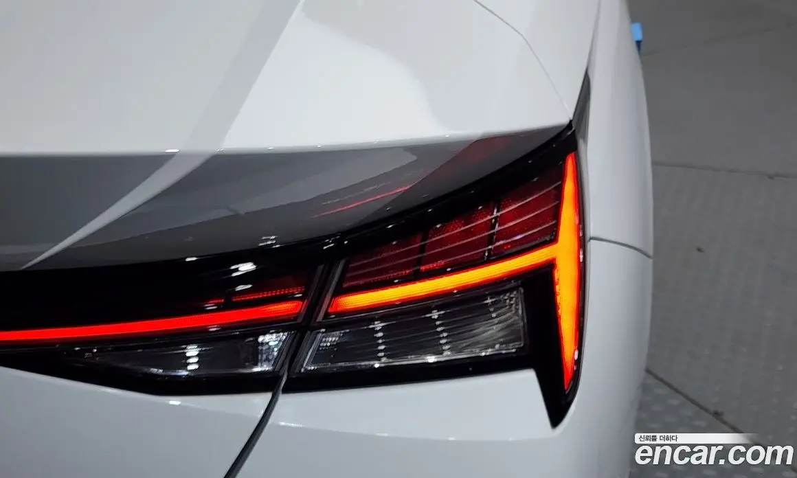 Hyundai Avante 2020 1.6 автомат (гидро), фото 9