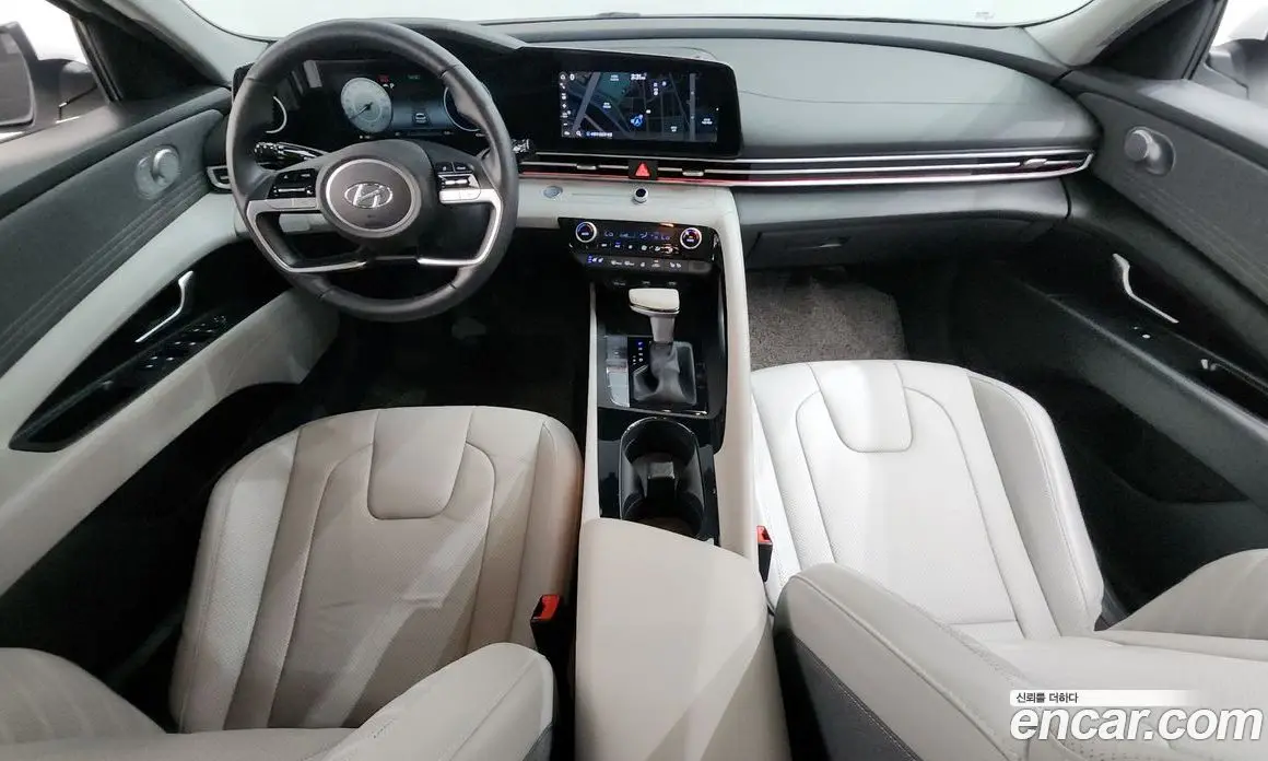 Hyundai Avante 2020 1.6 автомат (гидро), фото 10